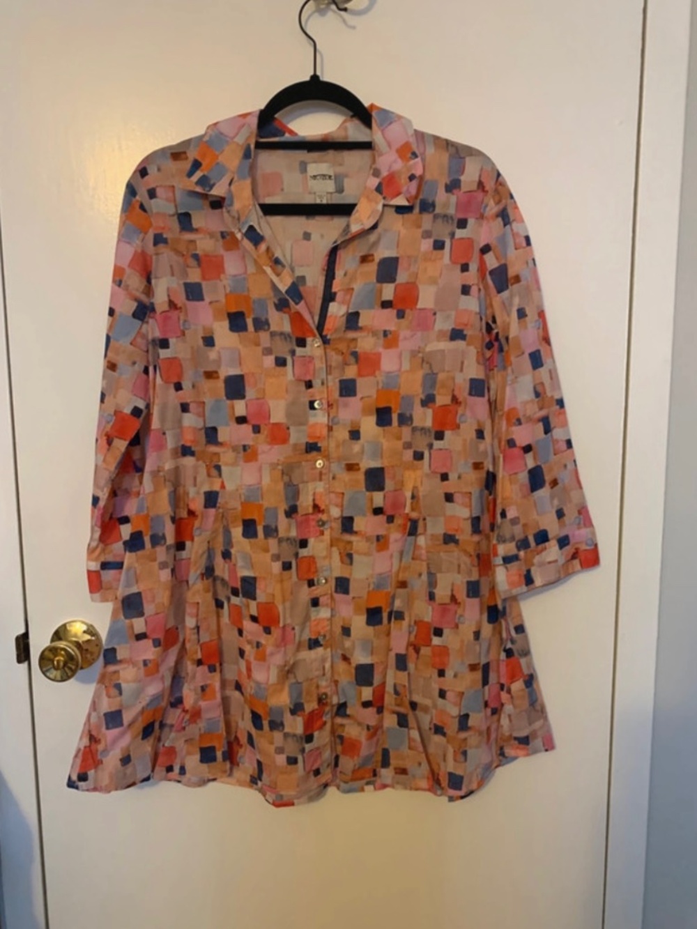 Women shirt